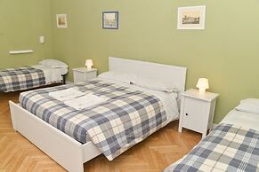 Colazione Al Vaticano