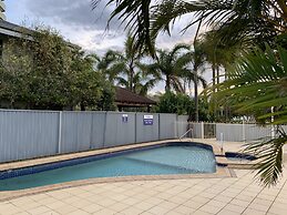 Burleigh Gardens North Hi-Rise