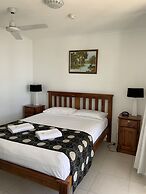 Burleigh Gardens North Hi-Rise