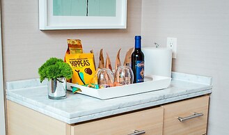 Kimpton Hotel Wilshire by IHG