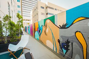 Kimpton Hotel Wilshire by IHG