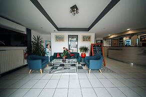 Brit Hotel La Bonne Etape