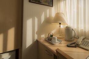 Hotel Famy Inn Kinshicho