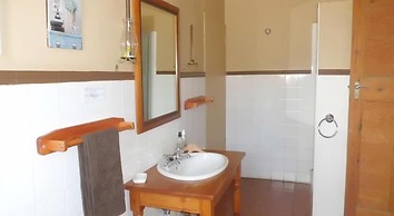 Top House Bed & Breakfast