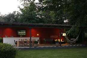 Imani Country House