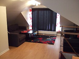 Platypus Penthouse Honeymoon Suite