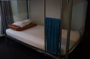 790 on George Backpackers