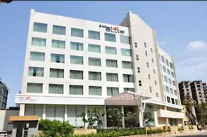 Hotel Kohinoor Elite near BKC