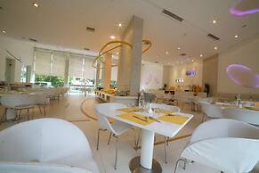 Hotel Kohinoor Elite near BKC