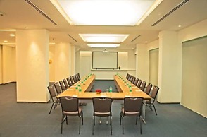 Hotel Kohinoor Elite near BKC