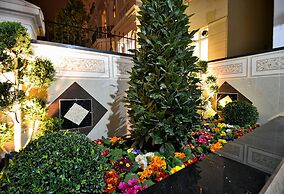 Hyde Park Apartments