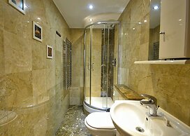 Hyde Park Apartments