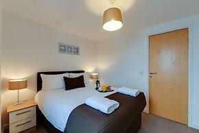Base Serviced Apartments - The Docks