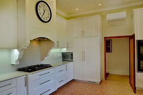 Val Du Charron Wine & Leisure Estate