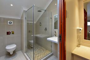 Val Du Charron Wine & Leisure Estate