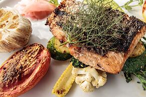 Val Du Charron Wine & Leisure Estate