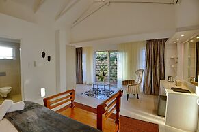 Val Du Charron Wine & Leisure Estate