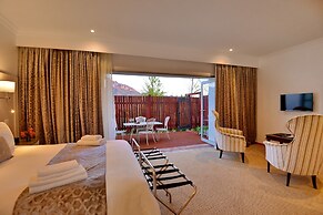 Val Du Charron Wine & Leisure Estate