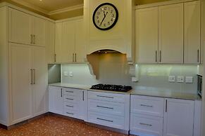 Val Du Charron Wine & Leisure Estate