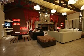 Posada Con Los Angeles