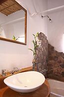 Posada Con Los Angeles