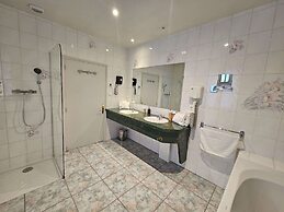 Auberge du Lac, Sure Hotel Collection by Best Western