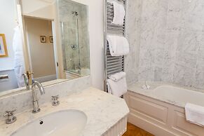 Rushton Hall Hotel & SPA