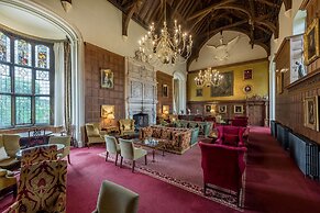 Rushton Hall Hotel & SPA