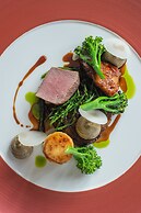 Rushton Hall Hotel & SPA