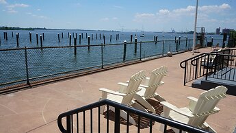 Holiday Inn Express Philadelphia Airport by IHG