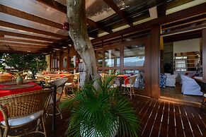 Barra Do Piuva Porto Hotel