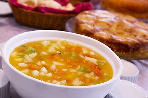 Barra Do Piuva Porto Hotel