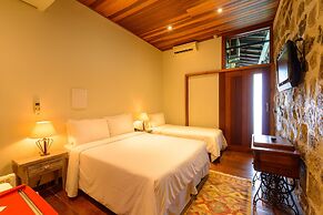 Barra Do Piuva Porto Hotel