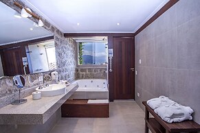 Barra Do Piuva Porto Hotel