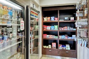 Fairfield Inn & Suites by Marriott Harrisburg West