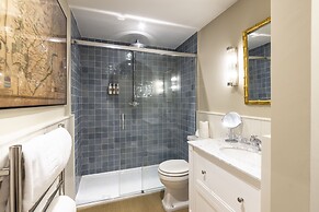 The Barnsdale, Rutland