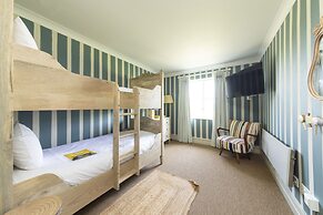 The Barnsdale, Rutland