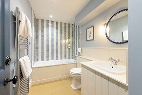 The Barnsdale, Rutland