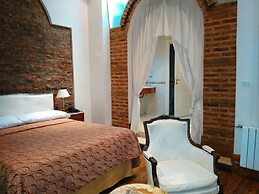 Hotel AyB Internacional