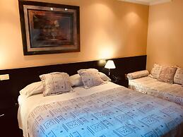 Hotel AyB Internacional