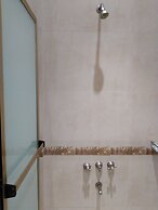 Hotel AyB Internacional