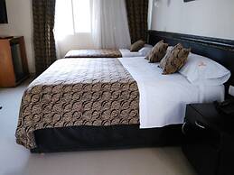 Hotel AyB Internacional