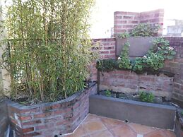 Hotel AyB Internacional