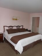 Century Suites Hotel