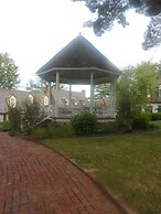 Century Suites Hotel