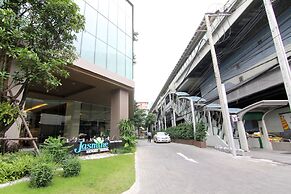 Jasmine Resort