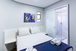 Carillon Plaza Hotel