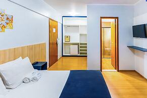 Carillon Plaza Hotel