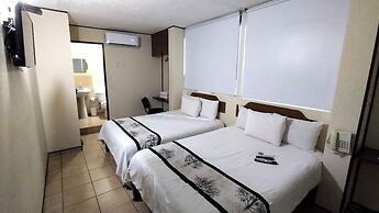 Hotel Mateos 1215