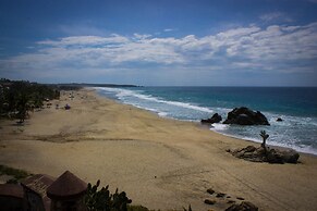 Suites & Hotel Punta Esmeralda